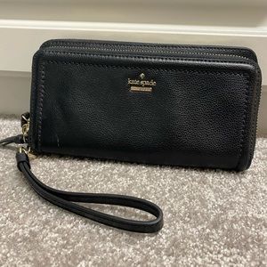 Staci Large Carryall Wristlet